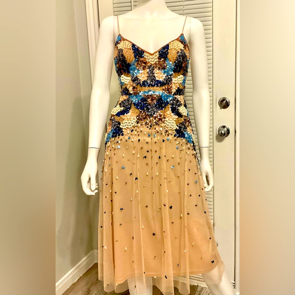 Aidan by Aidan Mattox SZ-0 Women's V-Neck Sequin Cocktail Dress. Retail $320 - Picture 1 of 13
